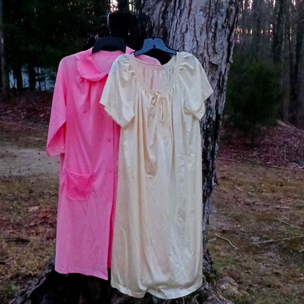 Lot of 2 Night Gown size M